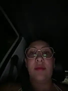 You-kitty2025 live sex cam