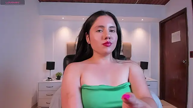 Alicee_Broownn webcam