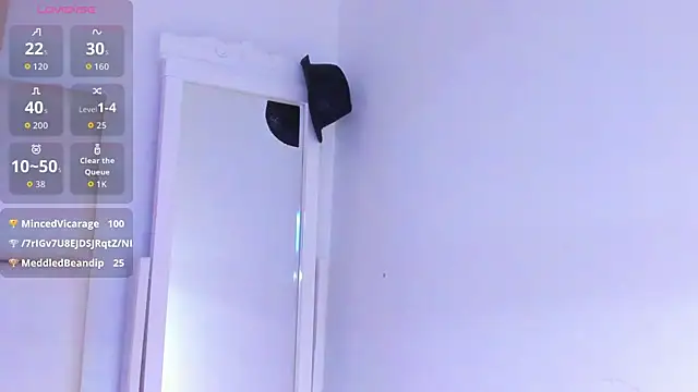 taylorsmiiith_'s room