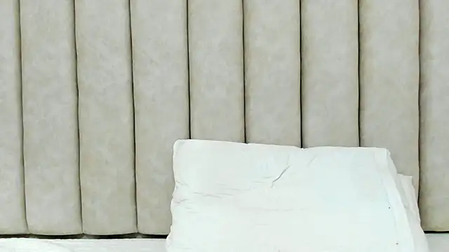 FreyaMoller live sex cam