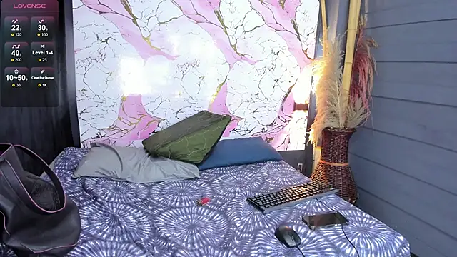 Nahomii__Doll webcam