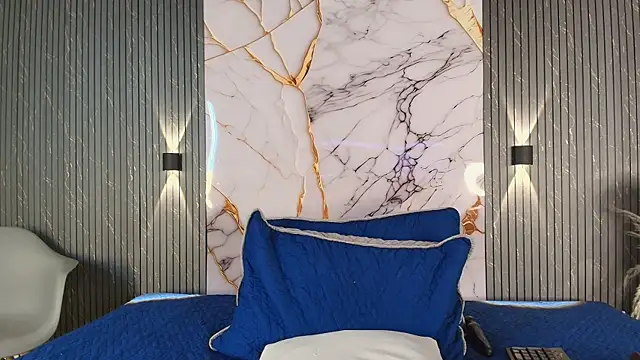 big_tits_in_your_face webcam