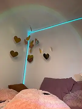 GiannaMagari_ webcam