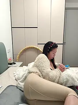 美女zzdd999在线直播