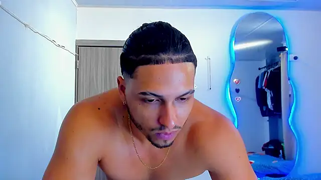 Kris_Khalifa69 webcam