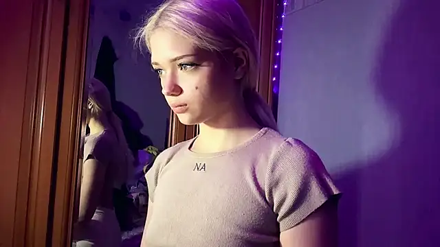 StacyChocopay webcam