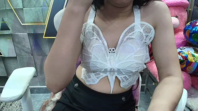 nymphoislive - NymphoIsLive's free webcam - UK Sex Cams