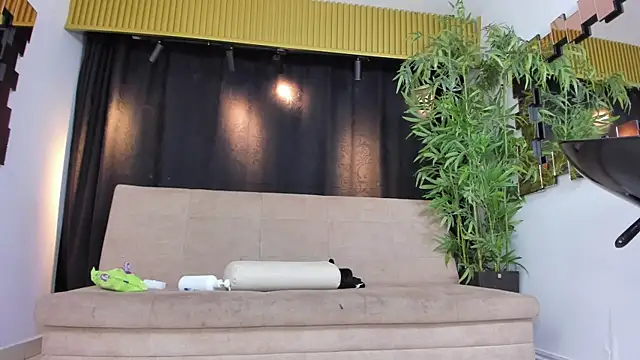 golden_girl_house webcam