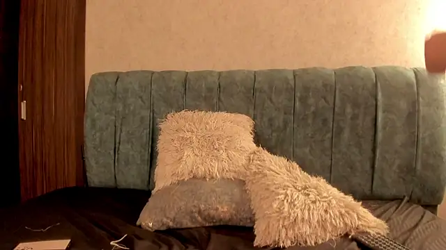 Aleera_Walton webcam