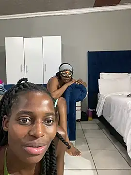 DarkChocolateSlender_ webcam