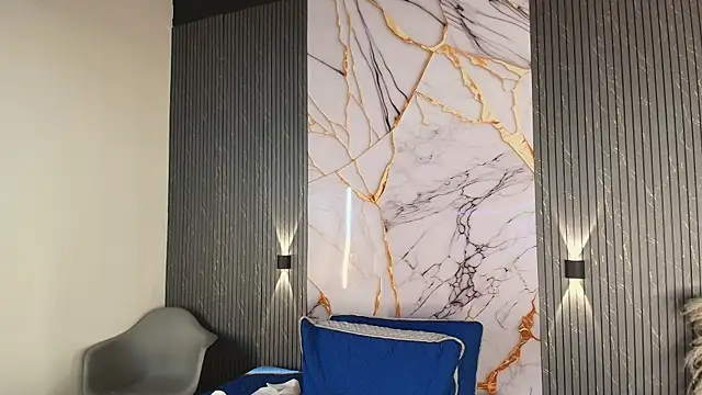 big_tits_in_your_face webcam