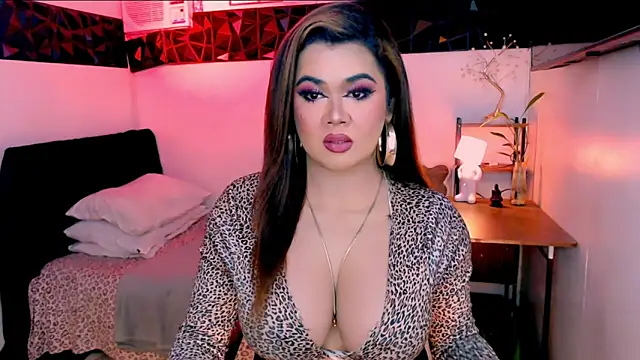 asiankatyhuge webcam