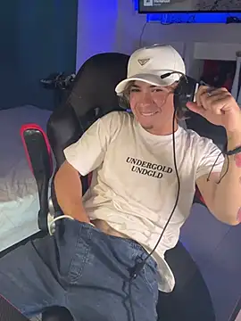 AngelLatinBoy webcam