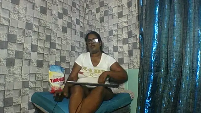 Exotic_indian95 webcam