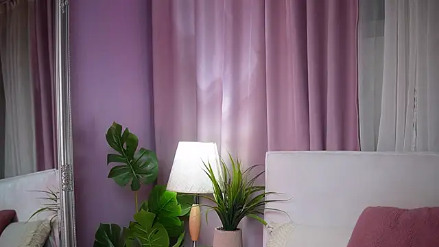 ameliabarbie - AmeliaBarbie's free webcam - UK Sex Cams