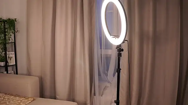 ElviaLopresti webcam