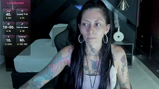 dark_gotica - Dark_gotica's free webcam - UK Sex Cams