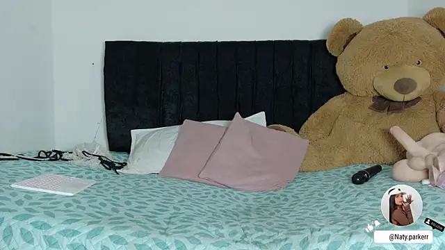 Natashaparker__ webcam