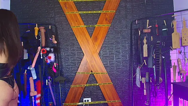 mistress_lexi_bdsm - Mistress_lexi_bdsm's free webcam - UK Sex Cams
