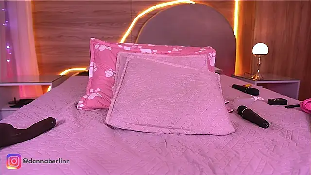 danna_berlin_ webcam