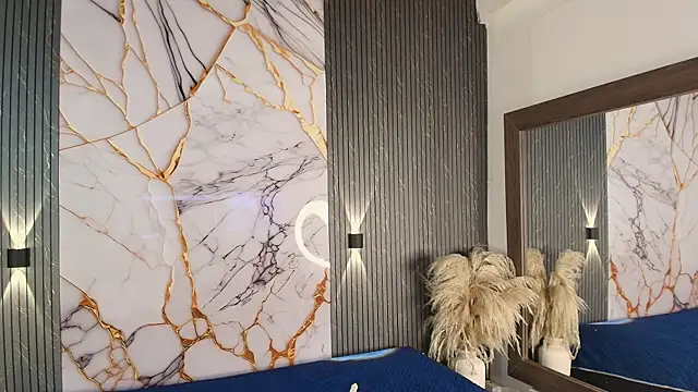 big_tits_in_your_face webcam