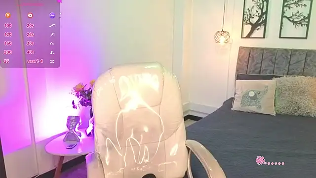 Abigaiil__ds live sex cam