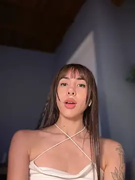 lauravasquez live sex cam