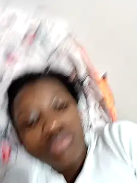 kharoll Stripchat cam model