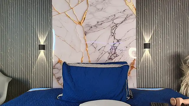 big_tits_in_your_face webcam