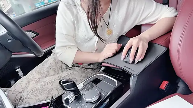 美女newwell在线直播