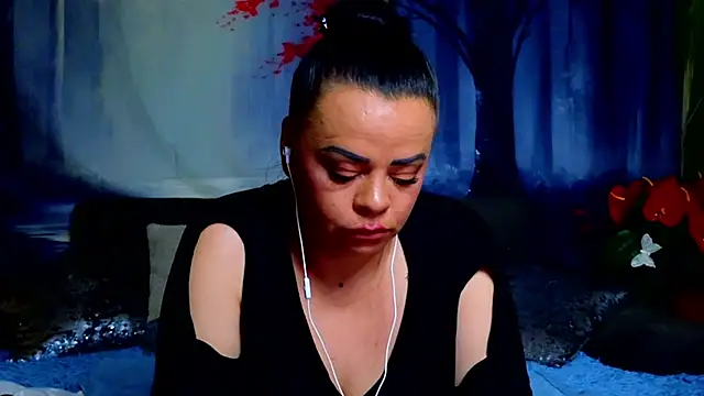 ElizabethEven webcam