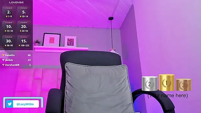 Lucy_Williiams webcam