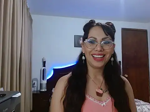 AloLovely_ webcam