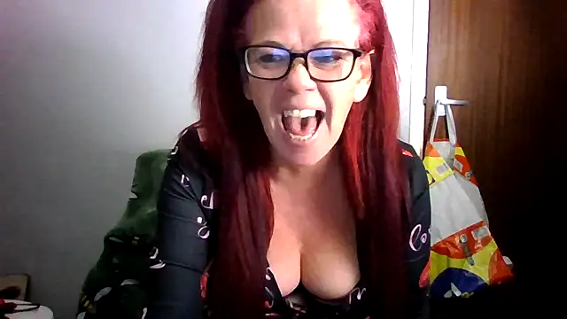 Forbidden-Irish-x webcam