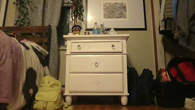 Girlnextdoor242 webcam