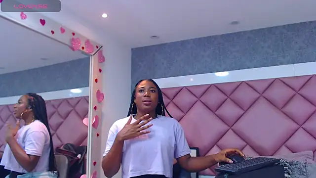 thegreatonelady - Thegreatonelady's free webcam - UK Sex Cams