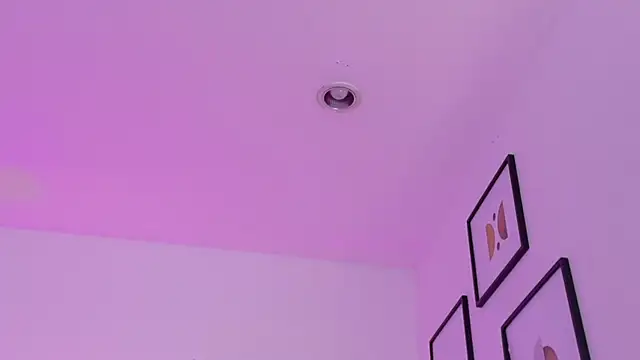 cutepetitee - Cutepetitee's free webcam - UK Sex Cams