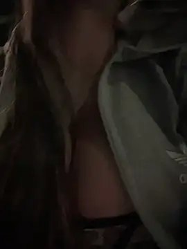 big_tits_in_your_face webcam