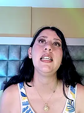 lunadamasco - LunaDamasco's free webcam - UK Sex Cams