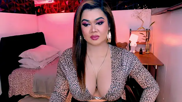 asiankatyhuge webcam