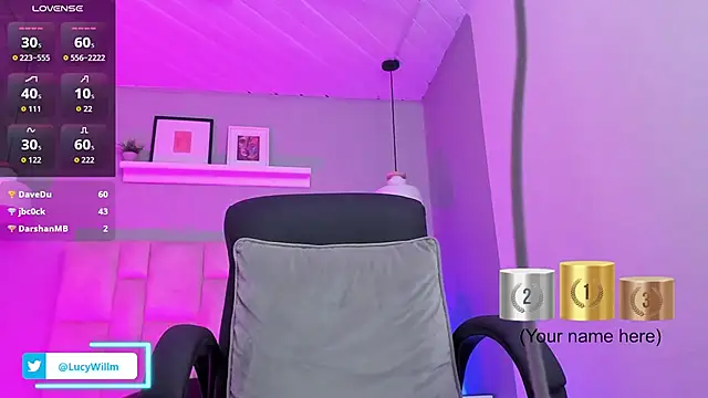 Lucy_Williiams webcam