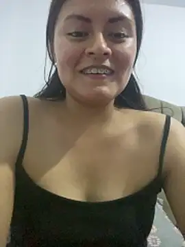 Debora9703 webcam