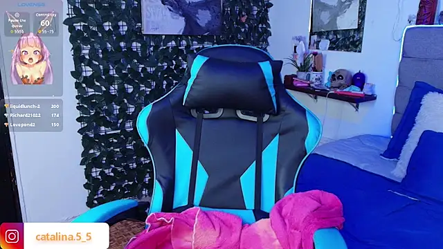 Kata_Bigboobs webcam