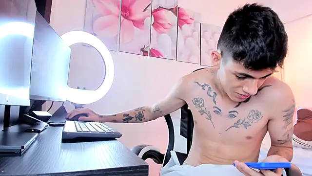 Tommy_valverde webcam