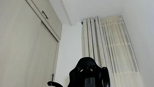 Biscuit_oliva webcam