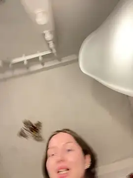 KrisMagnoly live sex cam