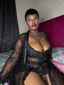 Webcam Model (QUEEN_NOBUHLE_FEMDOM_777)  is live.Free join now!