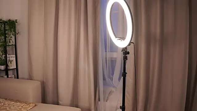 ElviaLopresti webcam