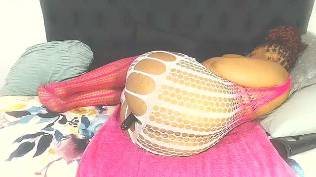 BootyClitQueen webcam