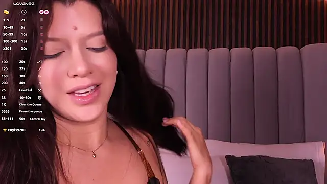 emperatriz_reyes webcam